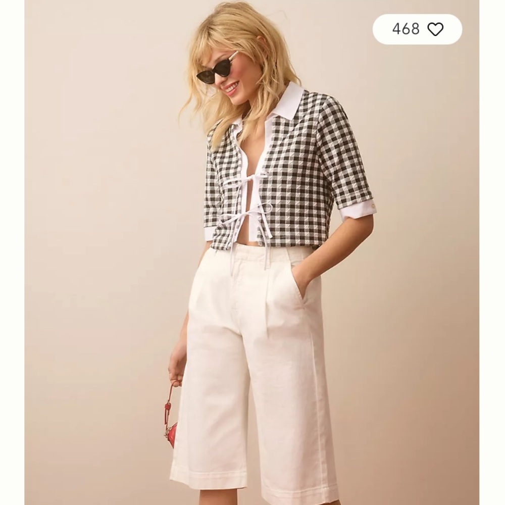 Chic Black and White Checkered Top